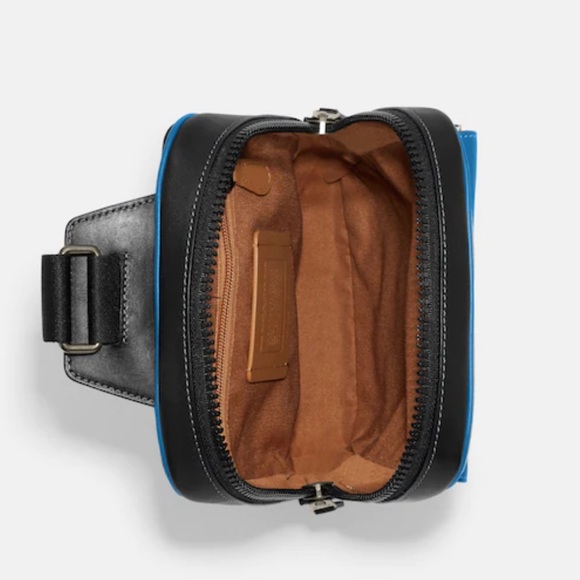 SOLD NWT Coach track pack Signature canvas Sling bag/ backpack crossbody bag - Picture 3 of 13